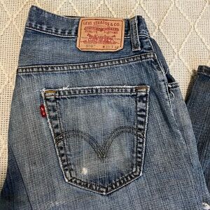 Levi’s 559 Distressed Jeans 33x32